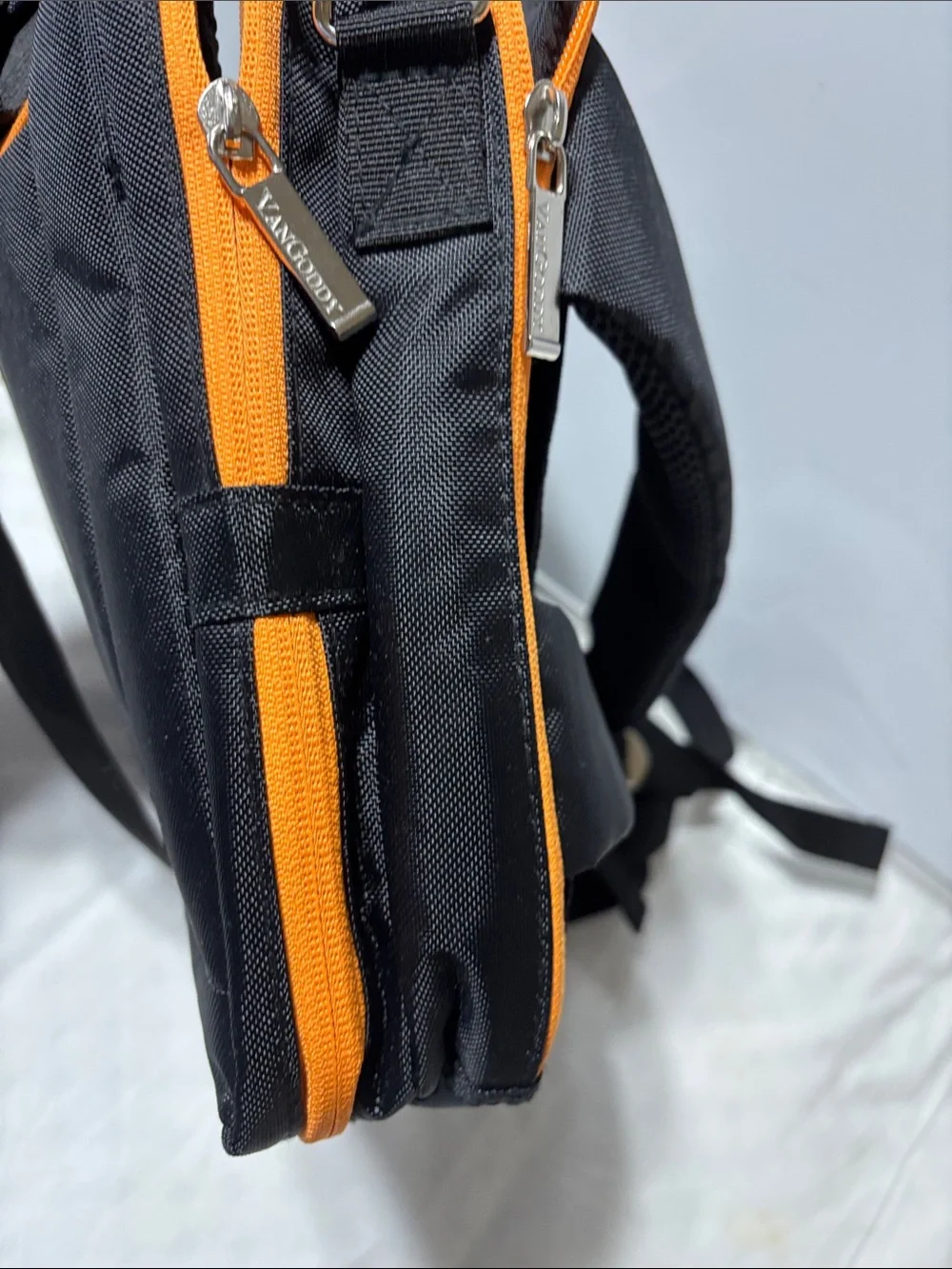 Vangoddy EL Prada 4 in 1 hybrid backpack/messenger bag/briefcase. NWOT